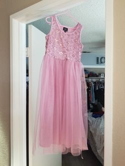 Little Girls Dress size sm