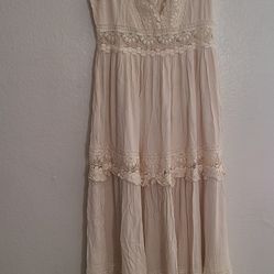 White DRESS SIZE SMALL $20 NEW NO TAG