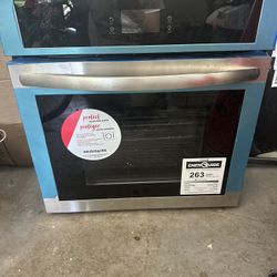 Frigidaire 27" Single Electric Wall Oven 