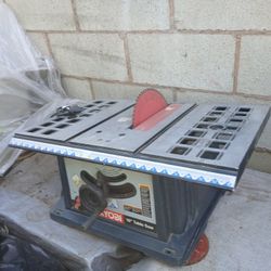 Robin 10" Table Saw