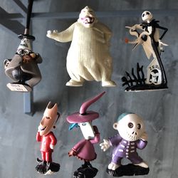 Nightmare Before Christmas PVC Figures (Set Of 6) With LUNCHBOX