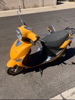 Genuine Scooters Buddy 50