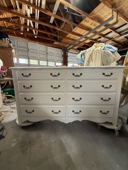 Refinished Ethan Allen White Dresser, Nightstand and Queen Bed