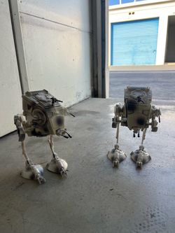2 Kenner AT-ST Scout Walkers