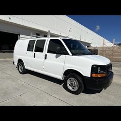 2009 GMC Savana 2500