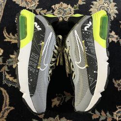 Brand new Nikes Never Worn Size 7 