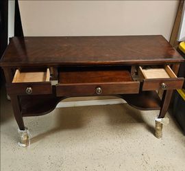 Broyhill desk