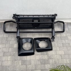Mercedes G550 Bull Bar Headlight Covers Grill