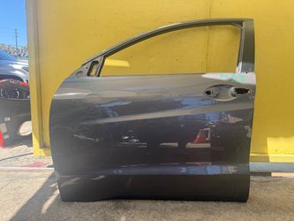 2016-2022 HONDA HR-V FRONT DRIVER SIDE DOOR SHELL
