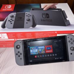 Nintendo Switch 