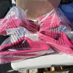 Justice Girls Non-Slip Swivel Hook Clothes Hangers, Pink Velvet, 100 Pack