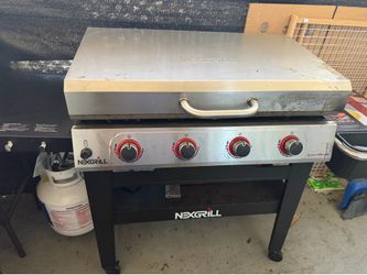 Flat top griddle grill