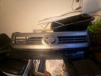 Grille for toyota tundra 2014-2019