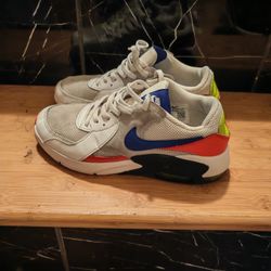 Nike Air Max Size 5y