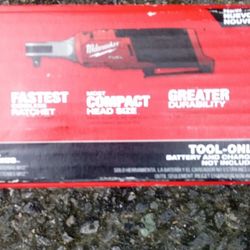 Milwaukee M12 3/8 Ratchet Wrench 