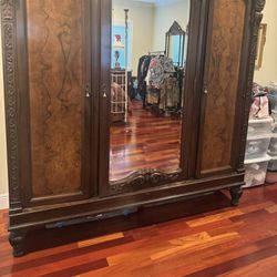 Price Dropped !! Beautiful Antique Armoire