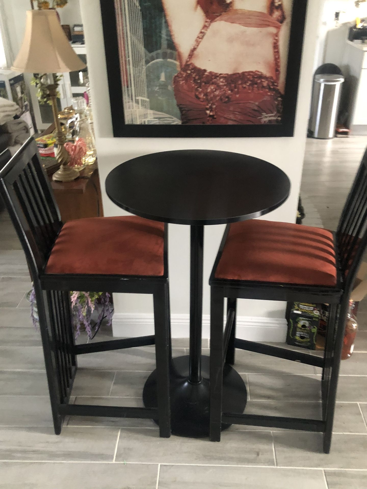 Black Hi-Top w/ Stools