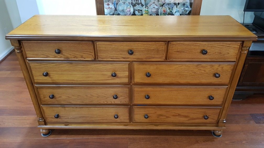 Ashley oak 9 drawer dresser 