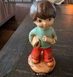 Figurines