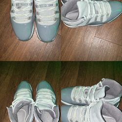 Jordan 11 Cool Greys Size 12