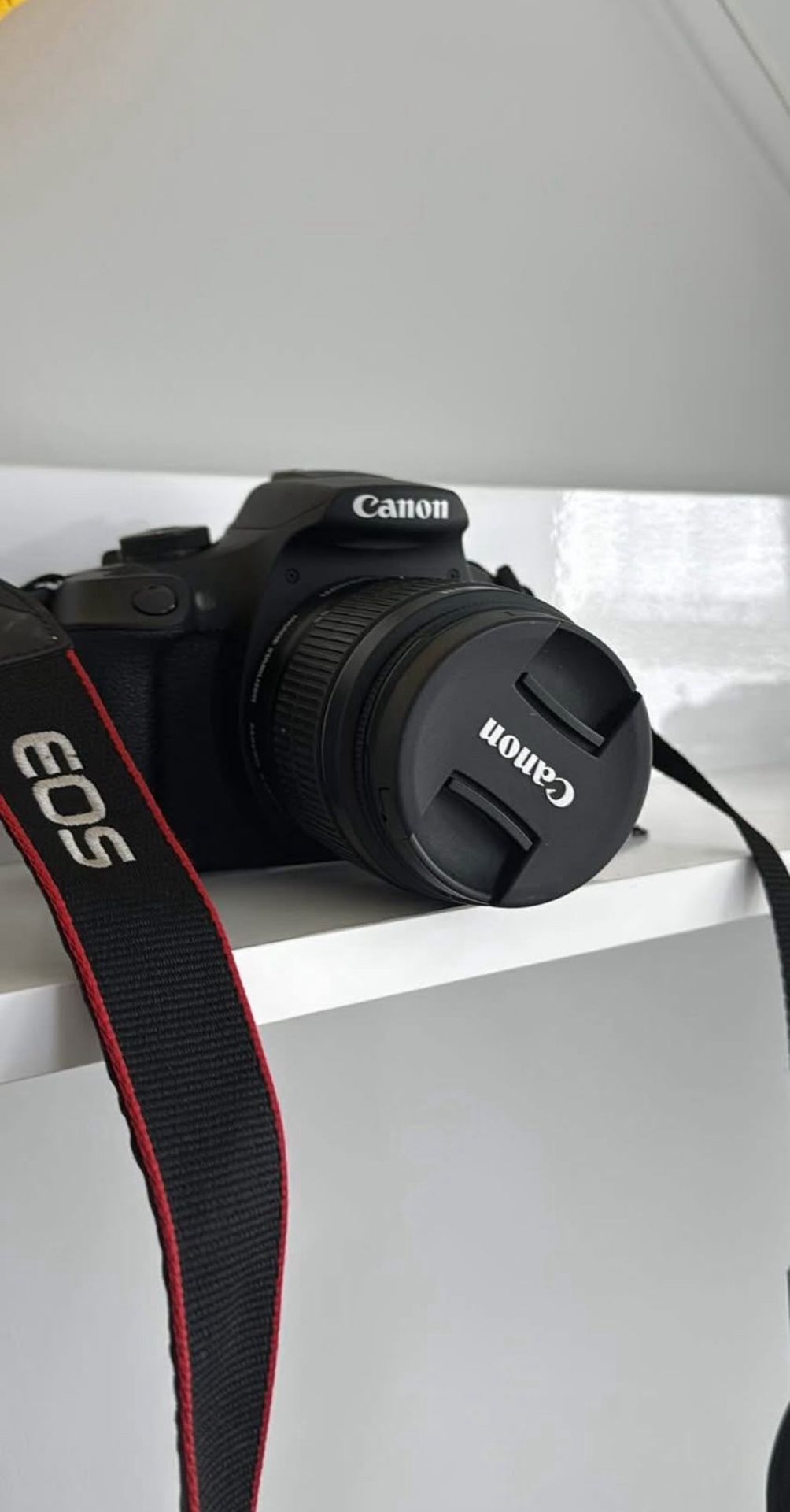 Canon Rebel T7