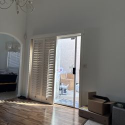 Plantation Shutter Sliding Doors – 8 Panels (4 Doors