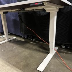 Haworth Standing Desk 72x30! Electric Height Adjustable Table! We Also Have Ergonomic Chairs And Monitor Arms Available! 