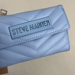 New With Tags Baby Blue Steve Madden Clutch Purse Wallet