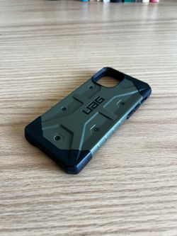 UAG shack proof Apple iPhone 11 PRO Case