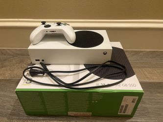 X-BOX Series S - Excellent Condition 