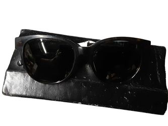 Yves Saint Laurent Slm29/f Black