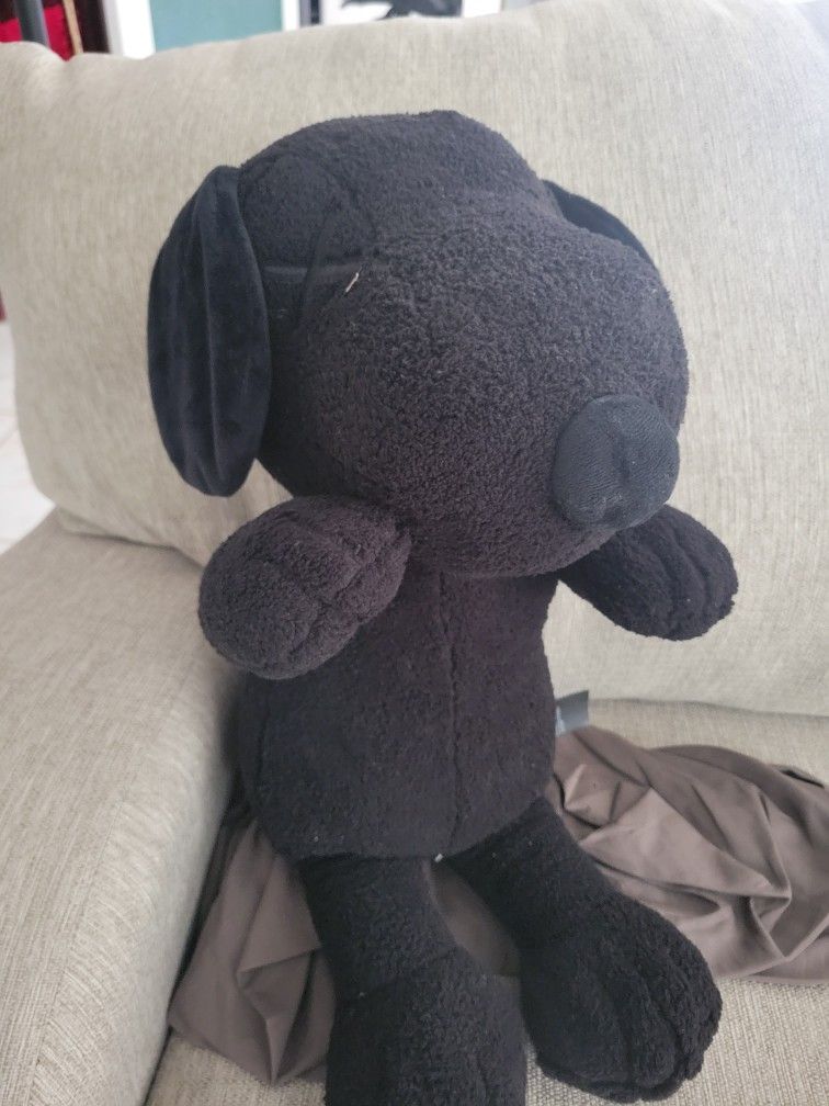 Kaws x uniqlo x peanuts Snoopy plush black