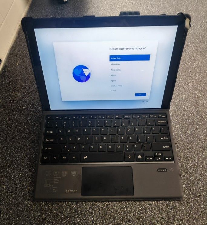 Microsoft Surface Pro 7+ (Model 1960) – 1TB SSD · 16GB RAM