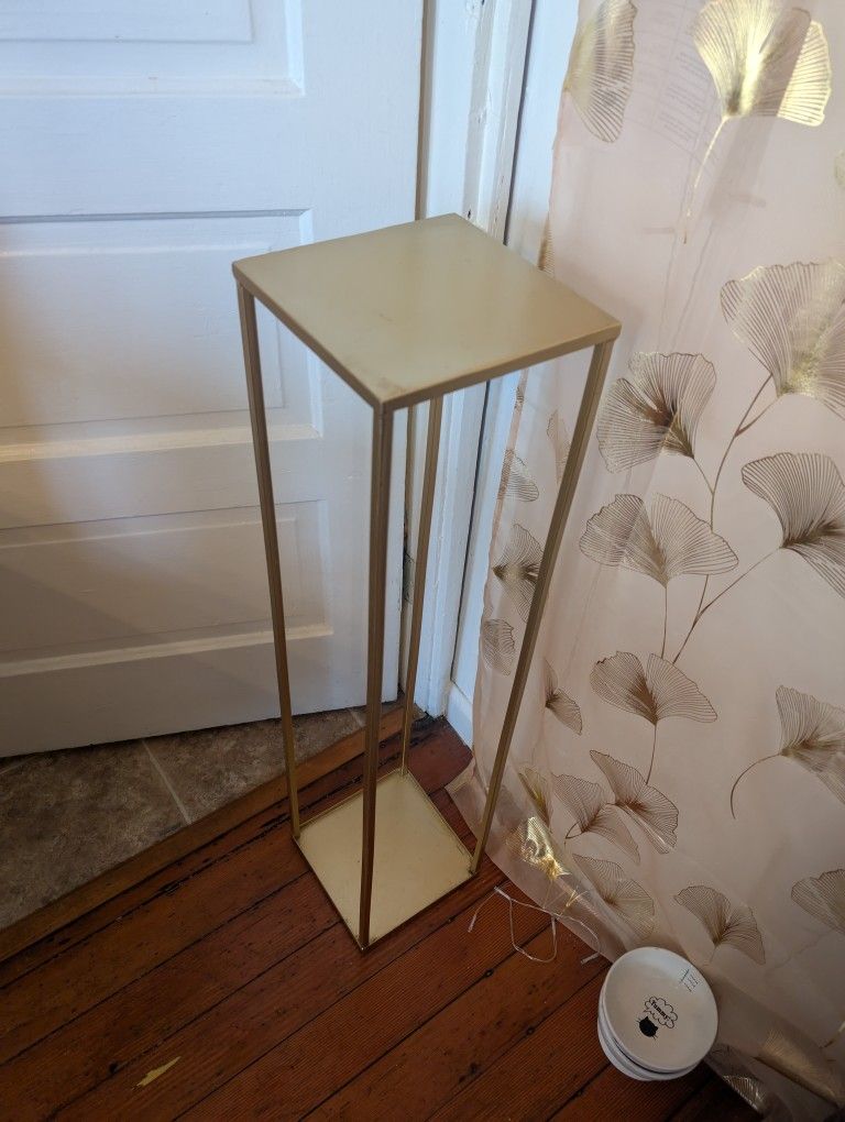 Plant Stand