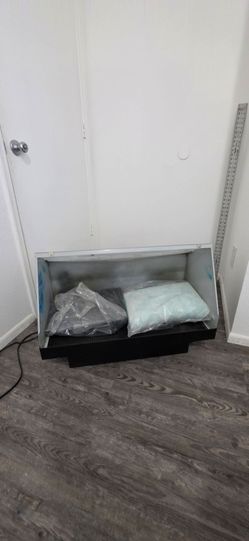 Airbrush spray booth & filters