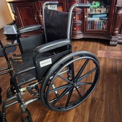 Wheelchair  ( Mackesson)