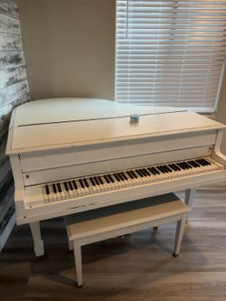 H. L. Phillips (Chicago) baby grand.