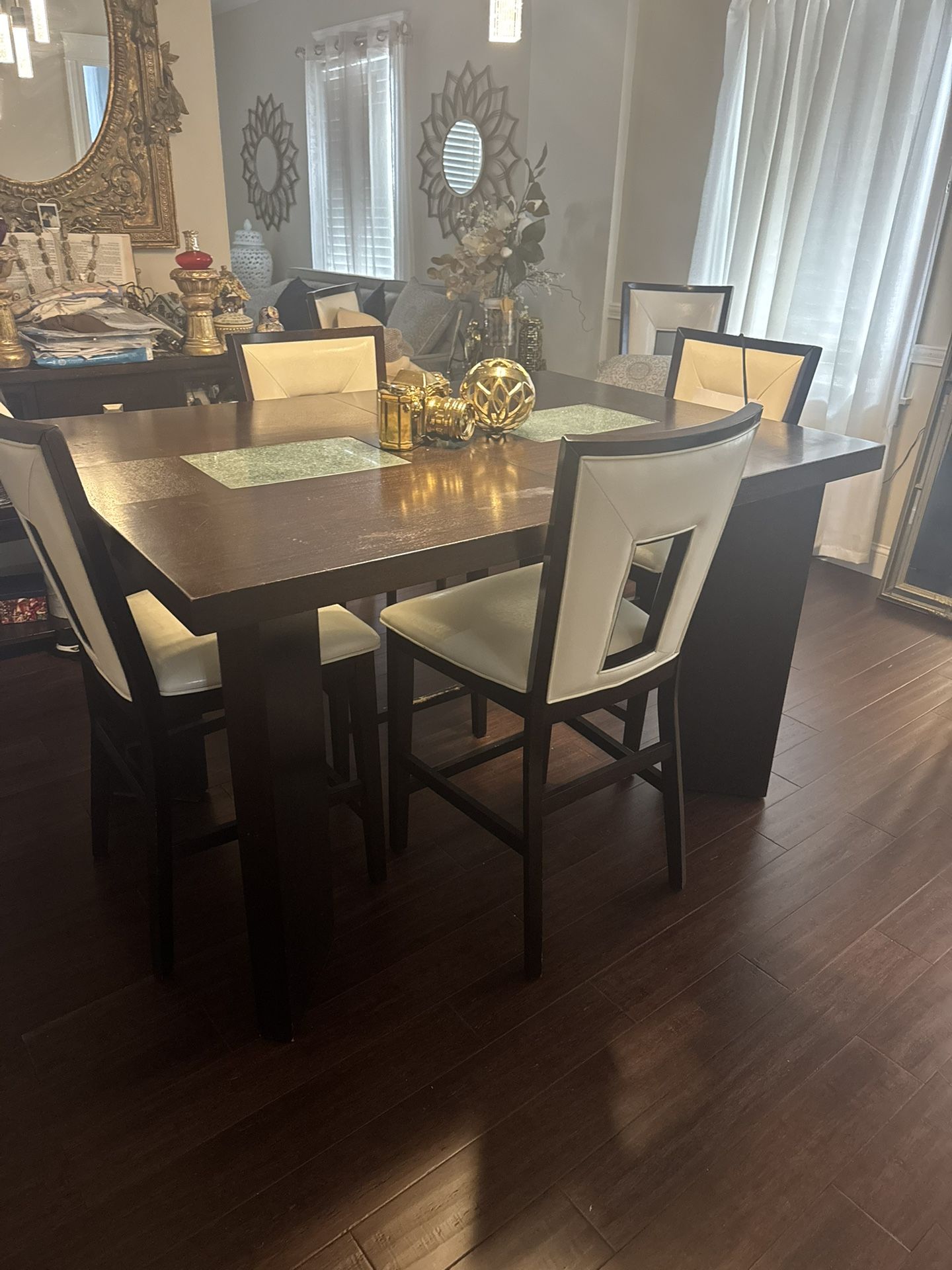 Dining Room Table 6 Chairs