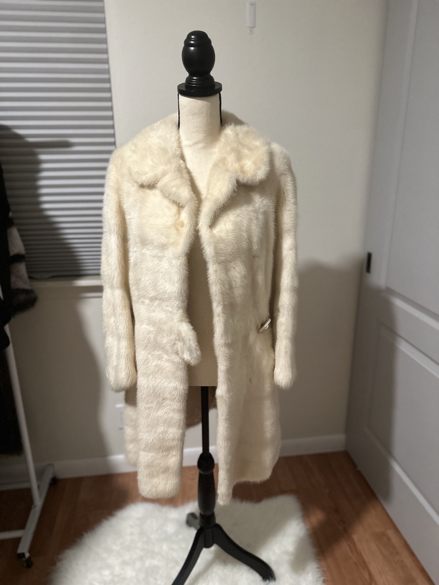 Beige Cream Mink Fur Coat Size XS 