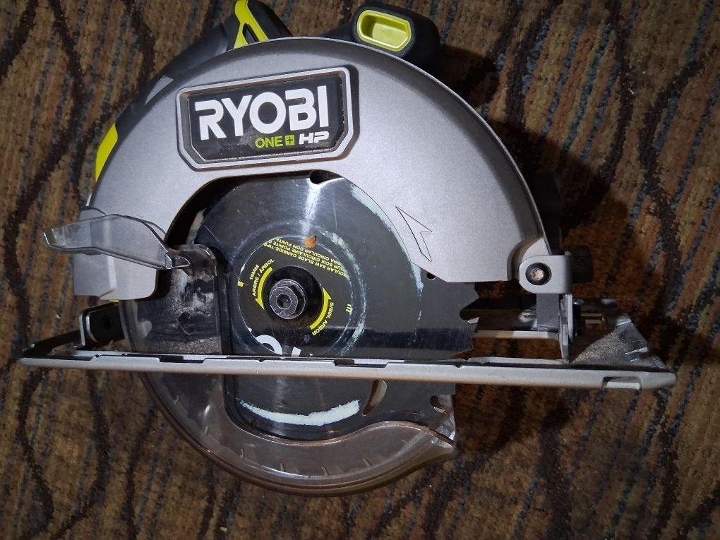 RYOBI 18V ONE+ HP Brushless 7-1/4 Circular Saw No Battery