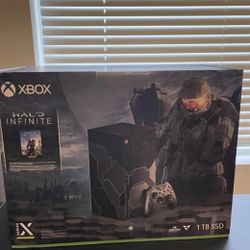 Microsoft Xbox Series X Halo Infinite Limited Console