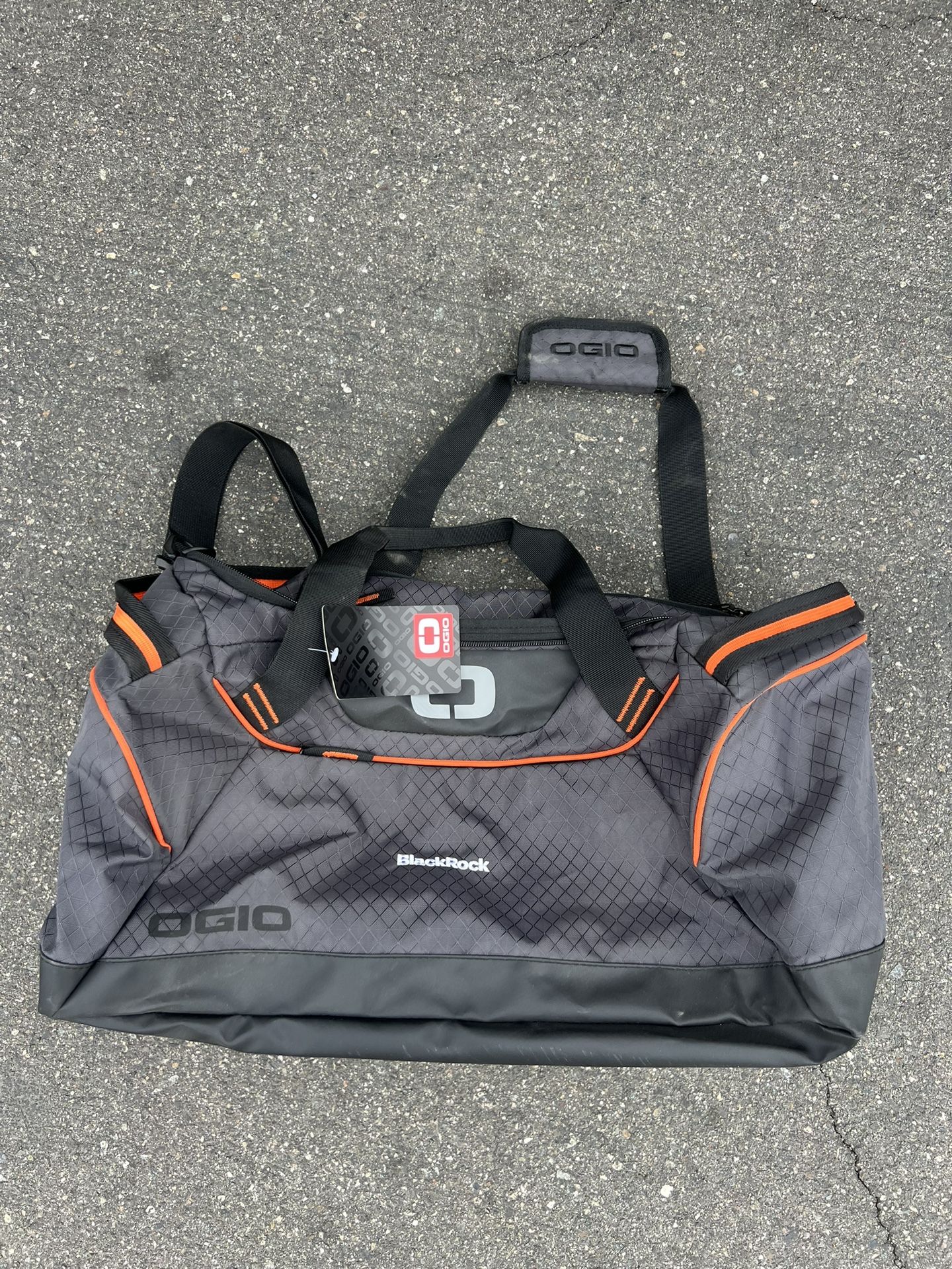NEW Ogio Duffle Bag