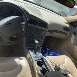 Volvo 90,000 Miles 