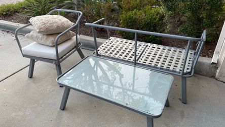 Unfinished patio set