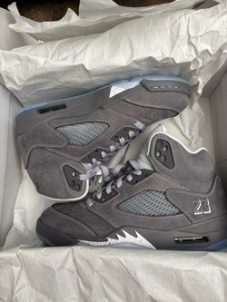 Jordan 5 wolf grey size 8.5