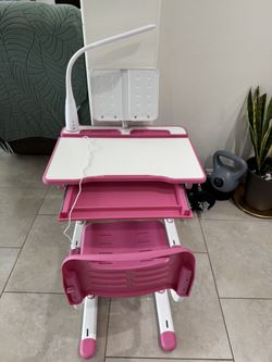 Kids / Todler Study Table