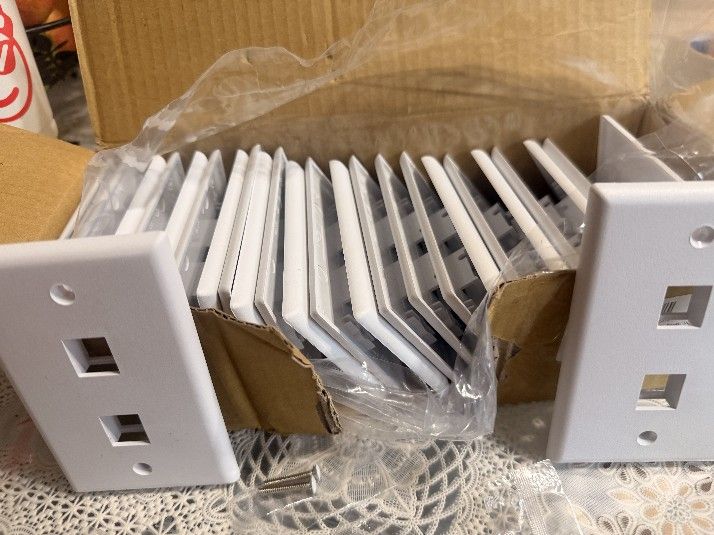 ICC 2-Port Keystone Wall Plate (25 Pack)