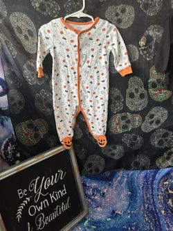 Carter’s Unisex Pumpkin One Piece 