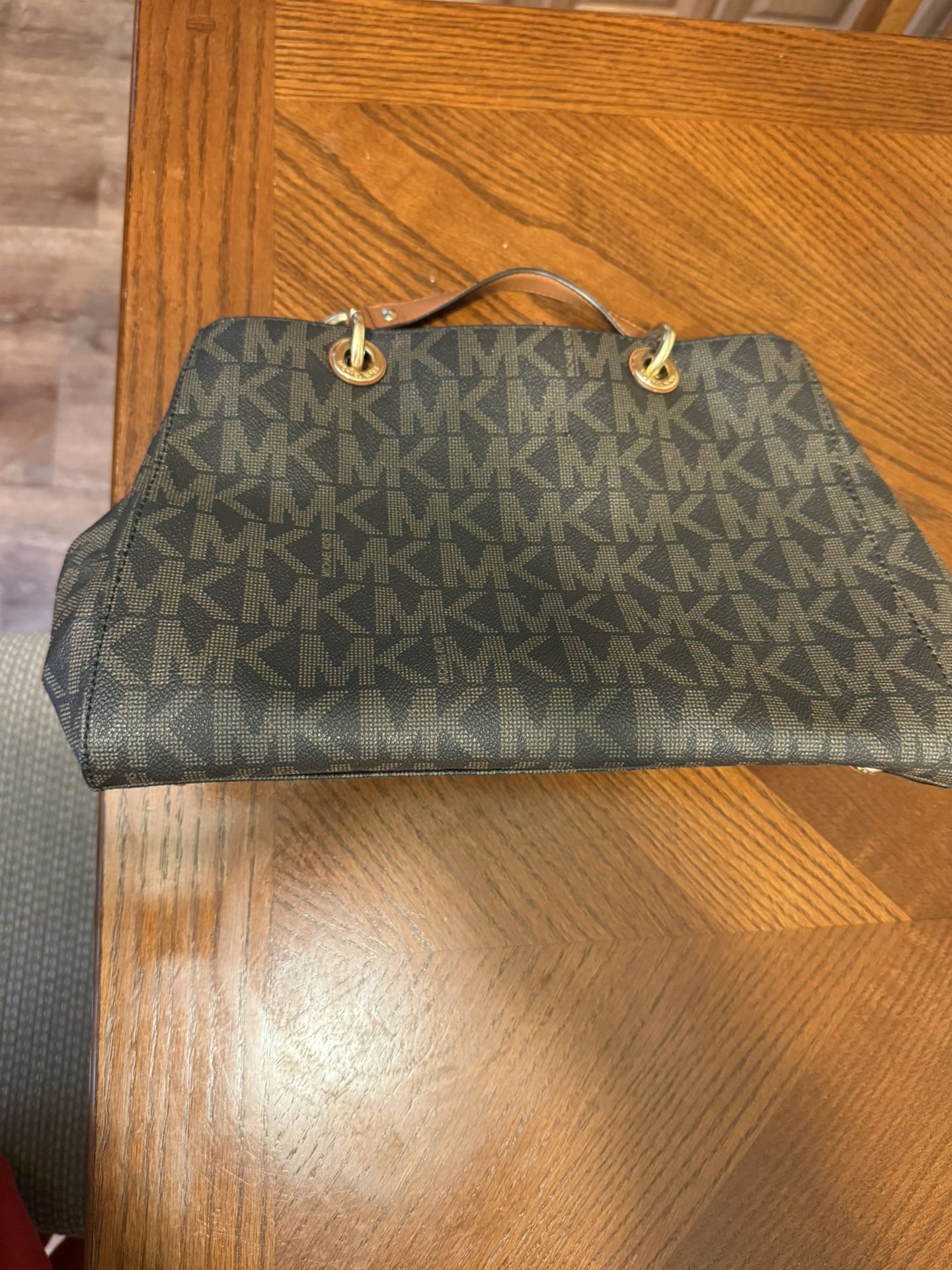 MK purse