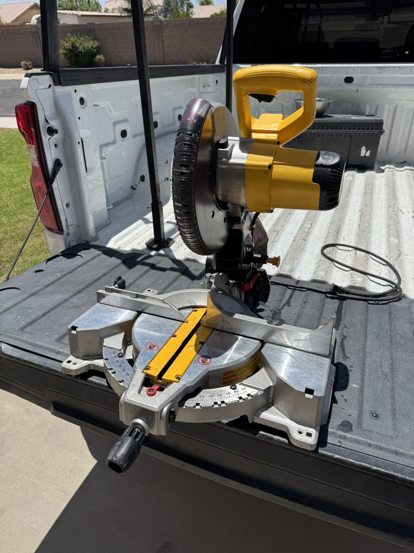Dewalt 10 Inch Chopsaw
